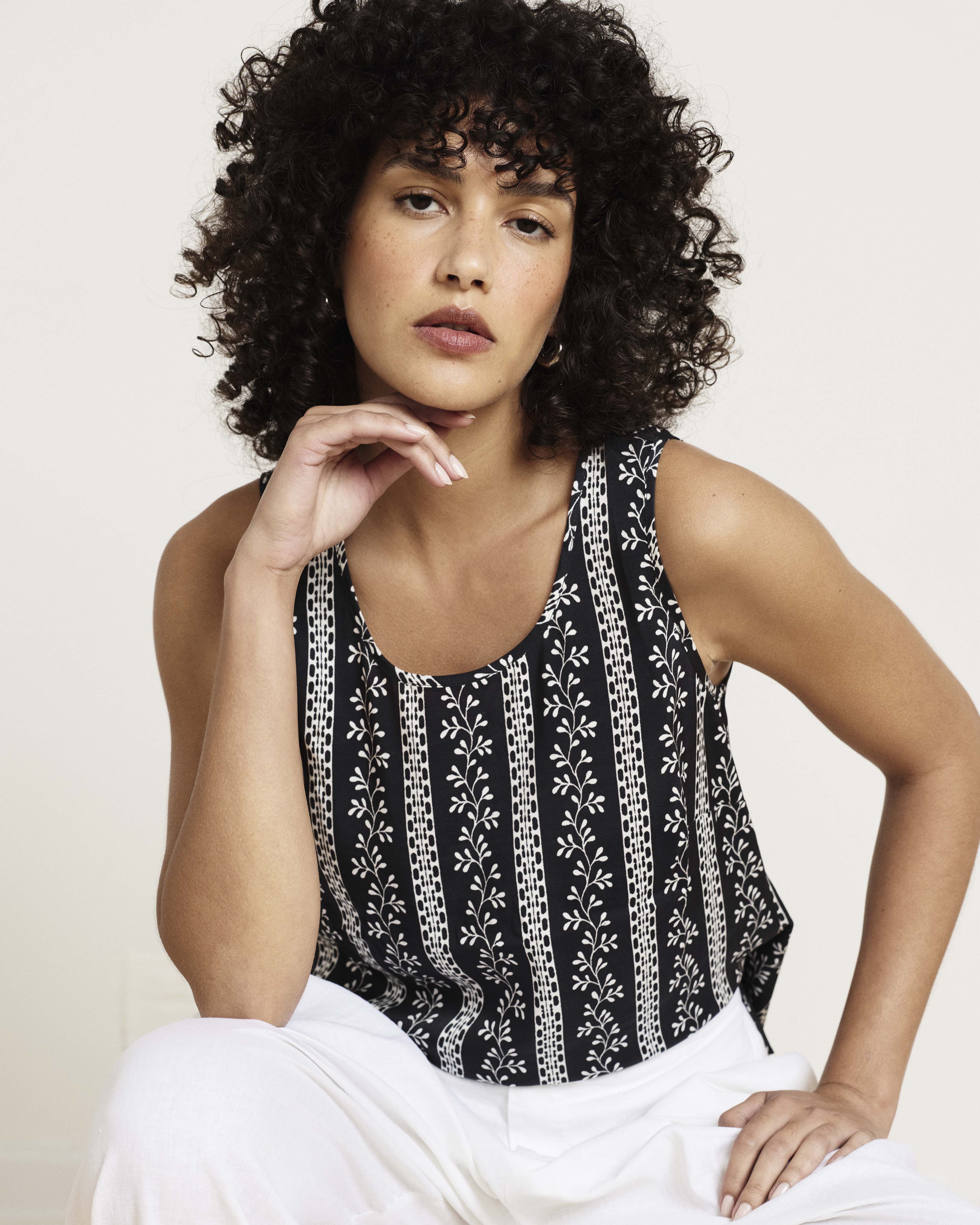 Cooling Stretch Cupro Tank - Florentine Print